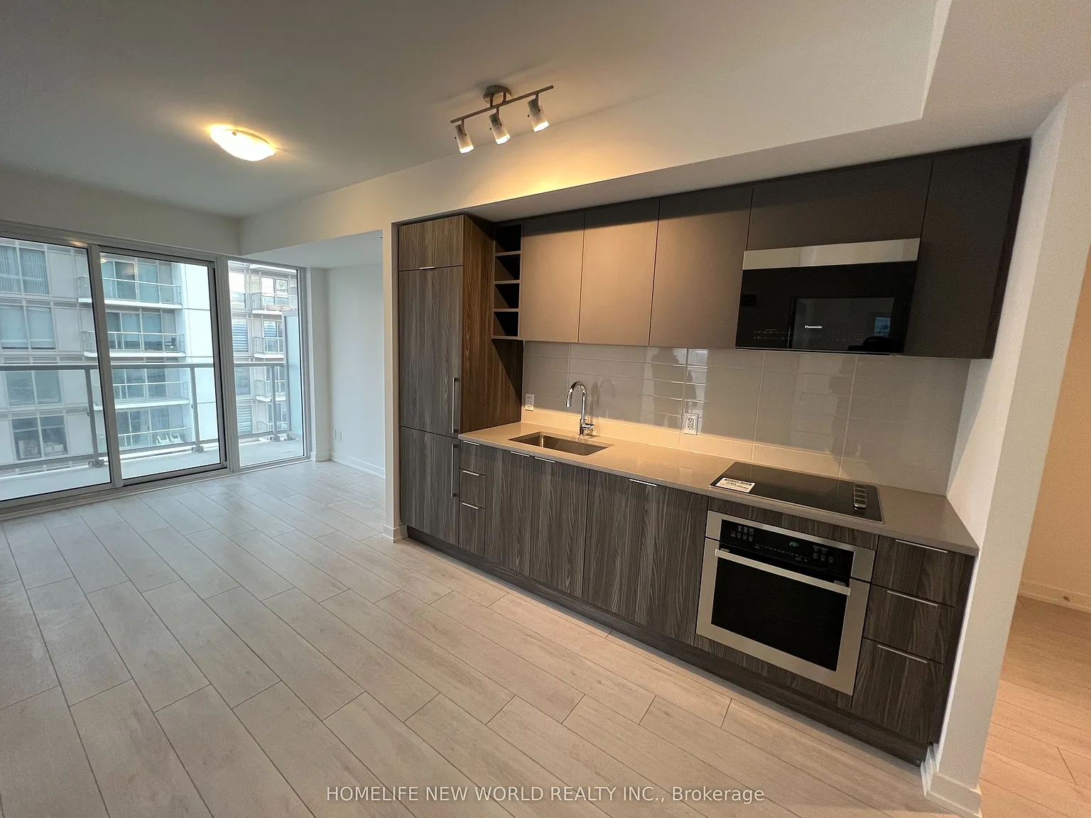 2 bed, $2,700 — Photo 3