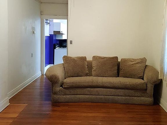 5th image of 7518 Willow St