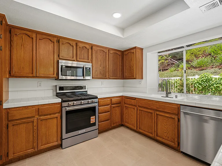 29441 Castle Rd — Photo 6