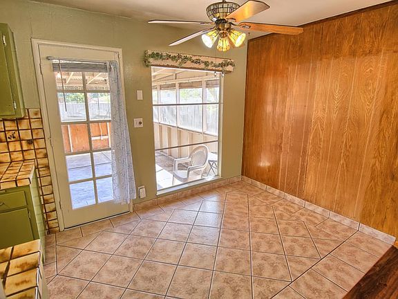 4th image of 3352 Mount McKinley Dr