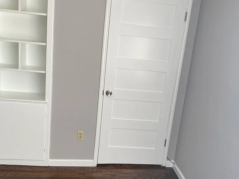6518 Outlook Ave #4 — Photo 14