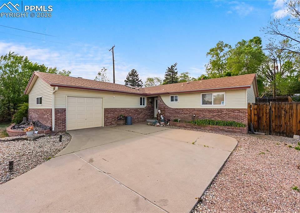 1st image of 2408 Bandelier Dr