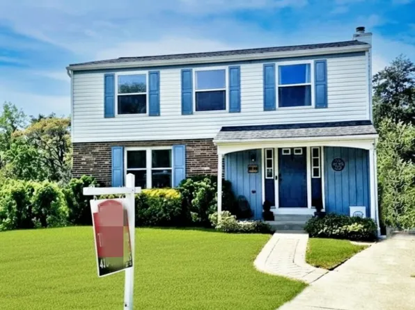 2903 W Almondbury Dr, Pasadena, MD 21122