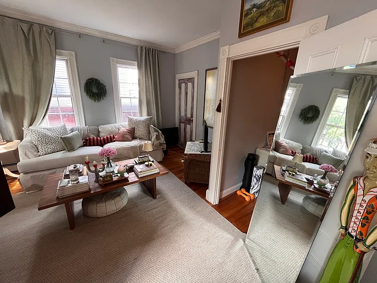 16 Sheldon St #1 — Photo 6