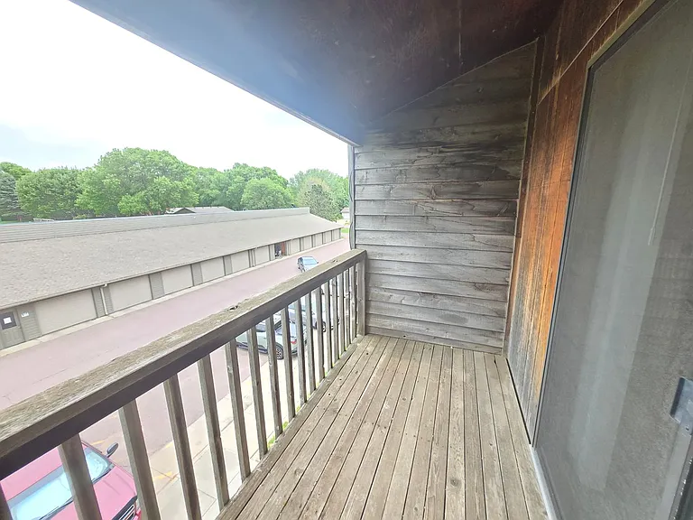 Chapelwood III Apartments — Photo 31