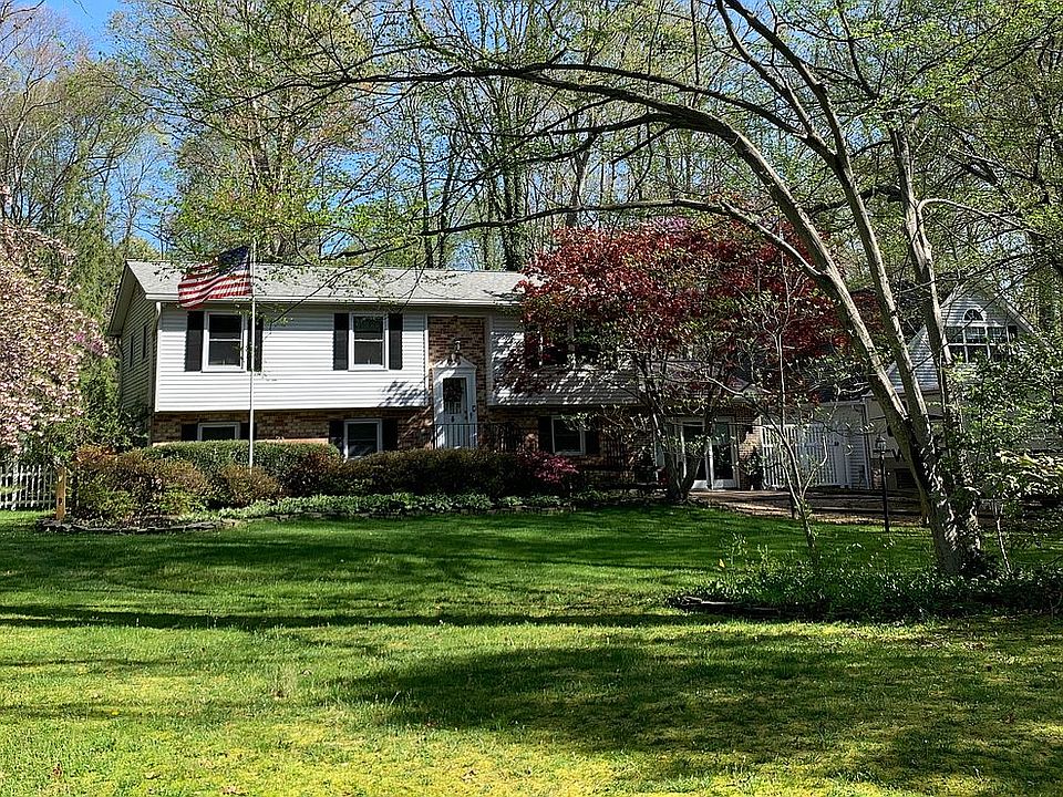 1st image of 37034 Tanyard Dr