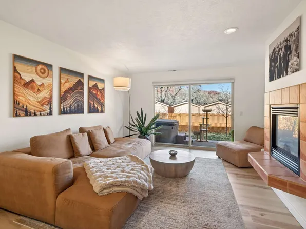 318 E Pueblo Ct, Moab, UT 84532