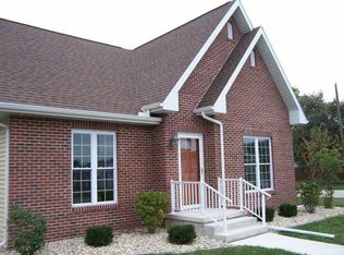 134 S Columbia Ave, Oglesby, IL 61348