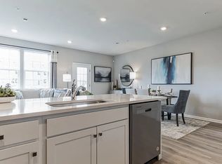 1102 Martin Rd #1102, Breinigsville, PA 18031