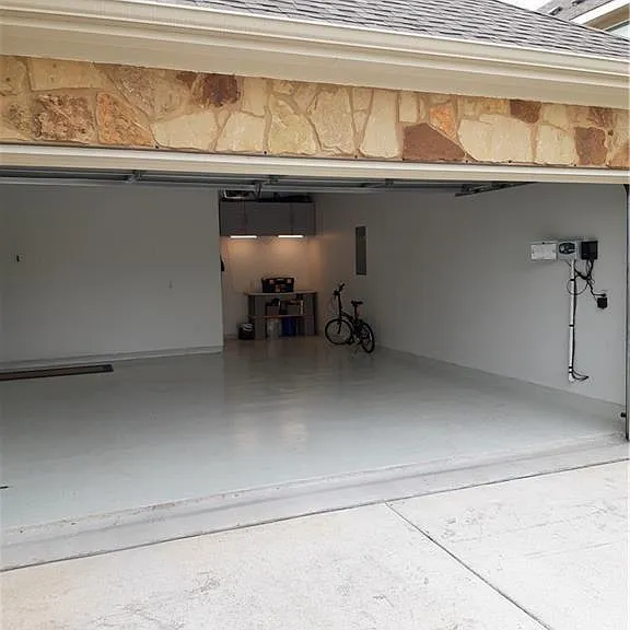 8045 Arezzo Dr — Photo 27