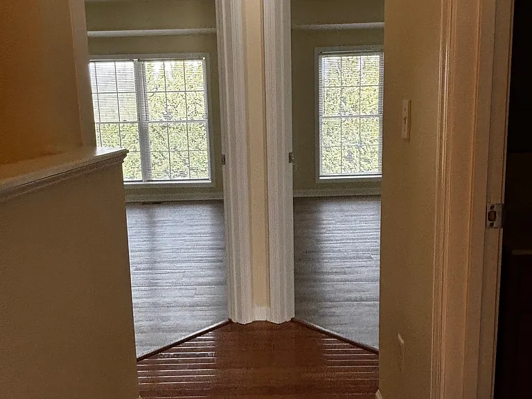 355 Channing Dr — Photo 12