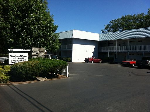 1st image of 1665 Siskiyou Blvd APT 208