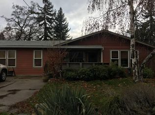 117 N 1st St, Talent, OR 97540