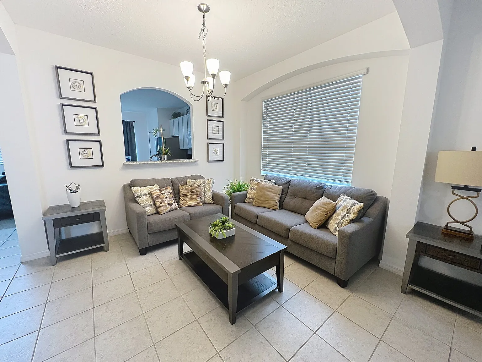 6 bed, 5.5 bath, 3150 sqft, $2,750 — Photo 4