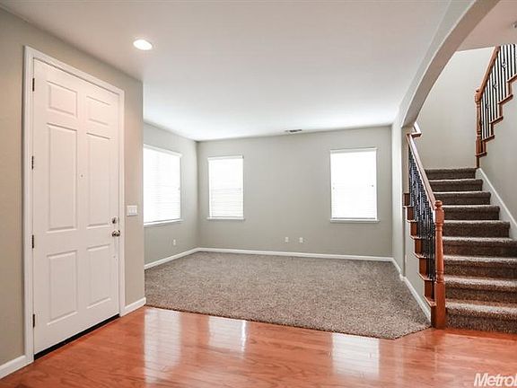5th image of 626 Bramblewood Ave