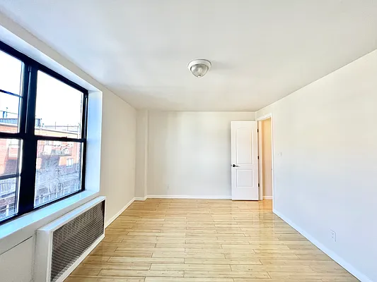 Rented by A&E Real Estate Management | media 6