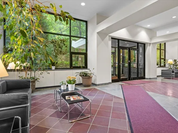 2575 Palisade Avenue image 26 of 30