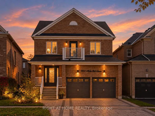 921 Miller Park Ave, Bradford West Gwillimbury, ON L3Z 0L6