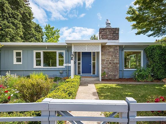 3rd image of 123 Calumet Avenue