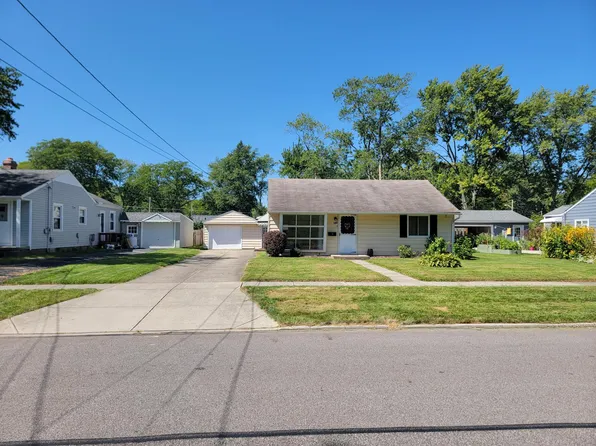 380 Edgewood Dr, Berea, OH 44017