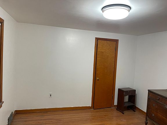 2nd image of 2420 Grand Ave #2