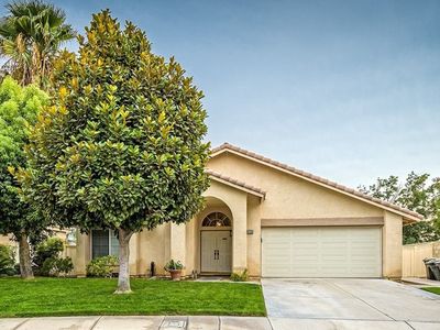 1296 Reyes Hernandez Jr Ln, Colton, CA, 92324