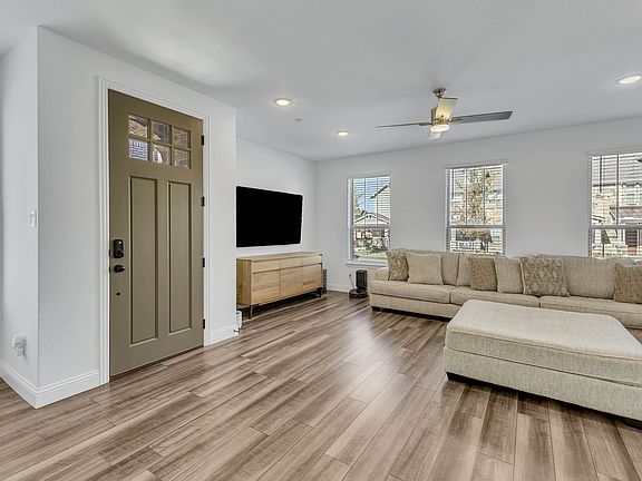 5th image of 2654 Settlers Pl