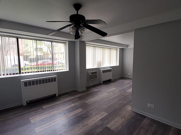 3rd image of 1508 W Farwell Ave #Ga