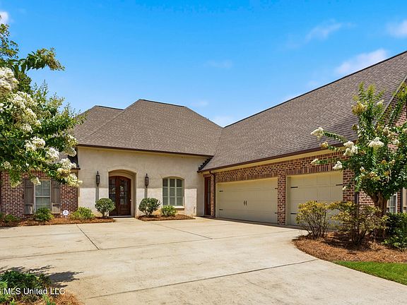 2nd image of 213 Breezy Hill Dr