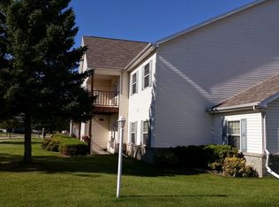 1047 Primrose Ln #11, Fond Du Lac, WI 54935