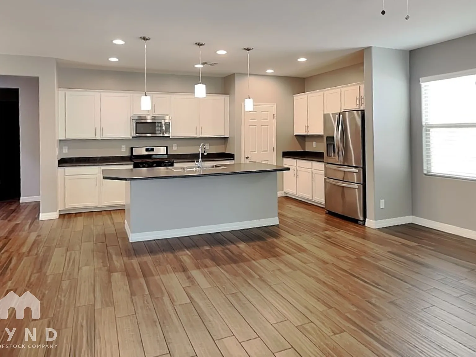 3 bed, 3.0 bath, 1888 sqft, $2,175 — Photo 4