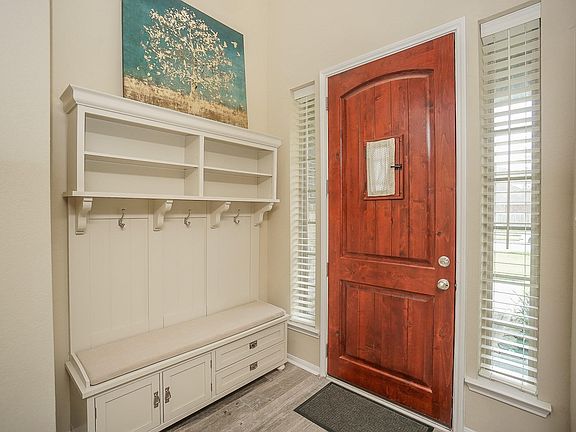5th image of 9506 Bonbrook Bend Ln