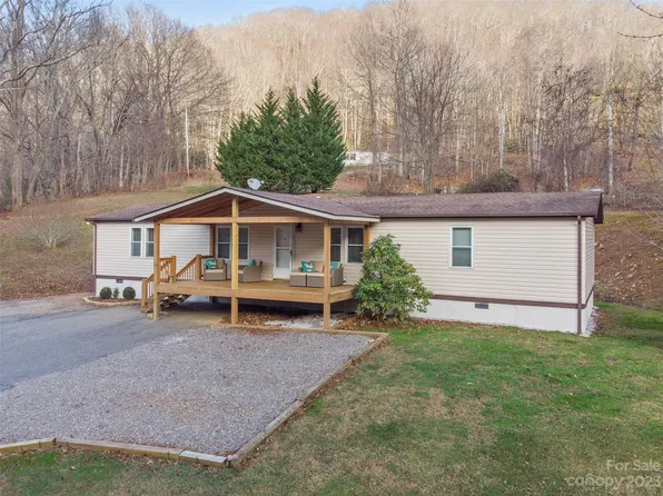 1145 Georges Fork Rd, Burnsville, NC 28714