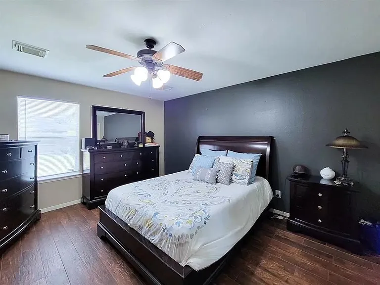 13210 Baron Hill Ln — Photo 12