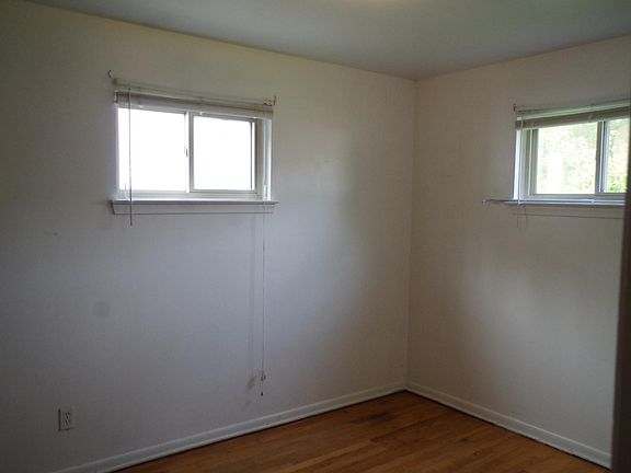 4th image of 5626 Polk St