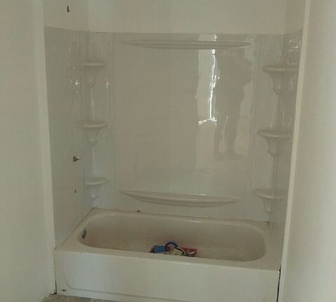 5th image of 2866 Villalobos Ave