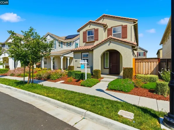 49 E Funderburg Blvd, Mountain House, CA 95391