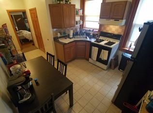 137 Thorndike St #1, Brookline, MA 02446