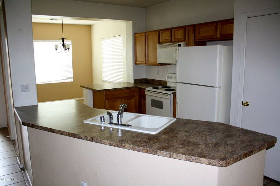 1st image of 9126 W Palm Ln