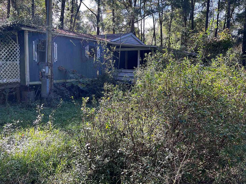 1st image of 15 Summerwind Cir N