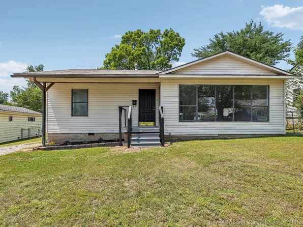 1116 Pin Oak Ct, Sand Springs, OK 74063