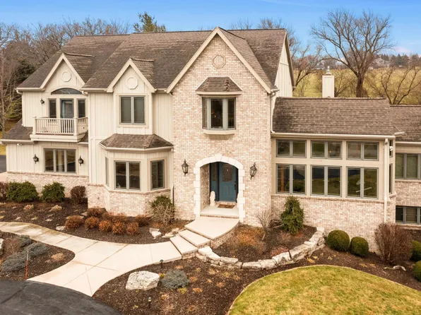 N7801 Ledgeview Springs Dr, Fond Du Lac, WI 54937