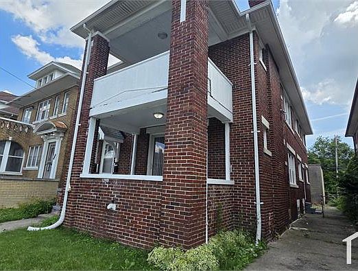 1st image of 1975 Taylor St