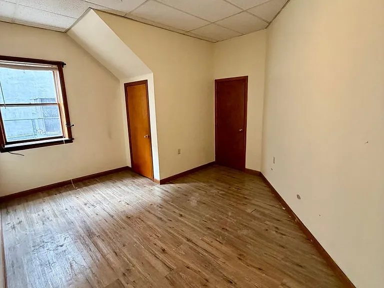 216 Central St — Photo 13