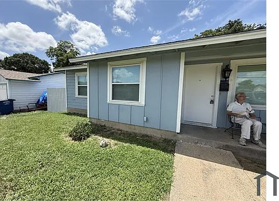 12313 Oberlin Dr — Photo 15