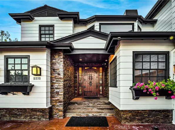 5235 San Feliciano Dr, Woodland Hills, CA 91364