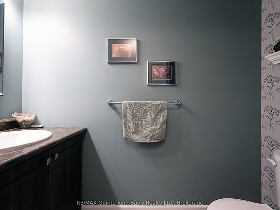 4th image of 47 McIntosh Cres
