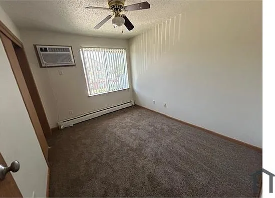 6009 Creston Ave — Photo 14