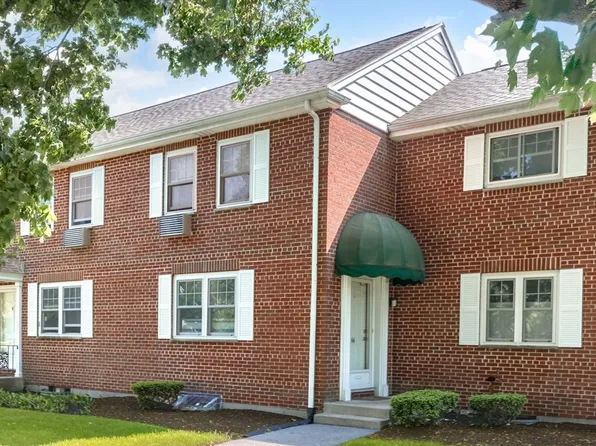 66 Emerson Gardens Rd Unit 66, Lexington, MA 02420