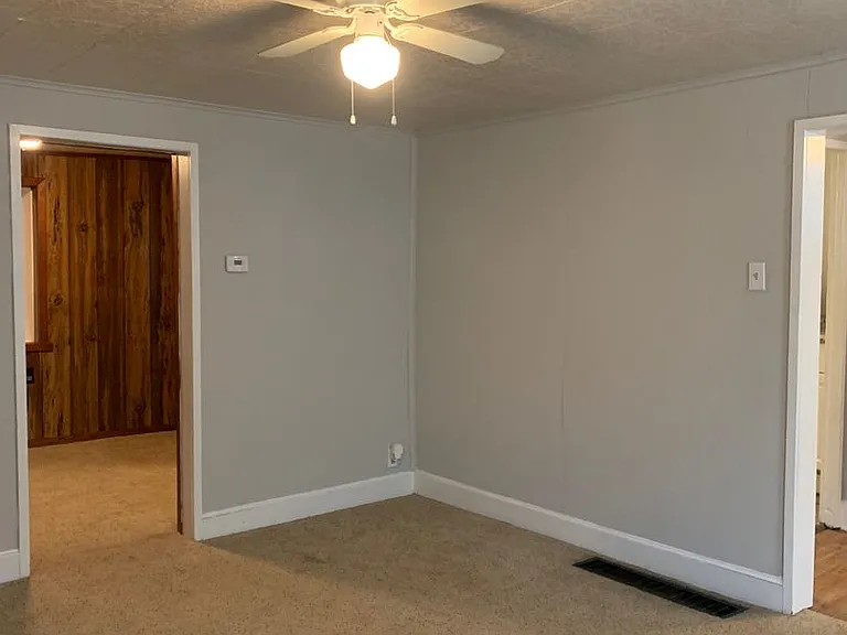 21519 Leitersburg Smithsburg Rd — Photo 5